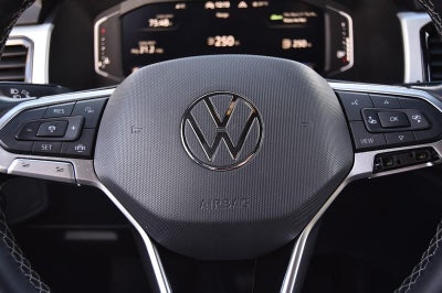 2022 Volkswagen Atlas Cross Sport 3.6L V6 SE w/Technology 4MOTION