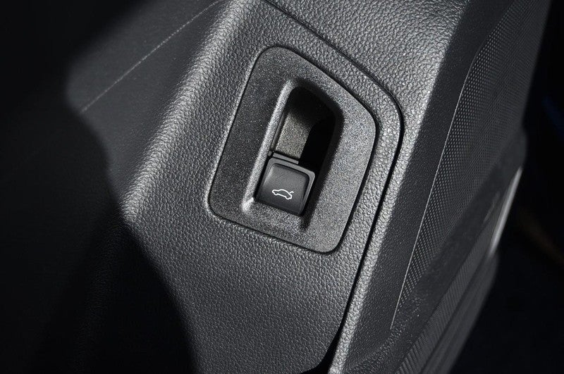 2022 Volkswagen Atlas Cross Sport 3.6L V6 SE w/Technology 4MOTION