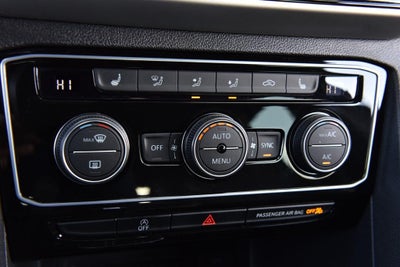 2022 Volkswagen Atlas Cross Sport 3.6L V6 SE w/Technology 4MOTION