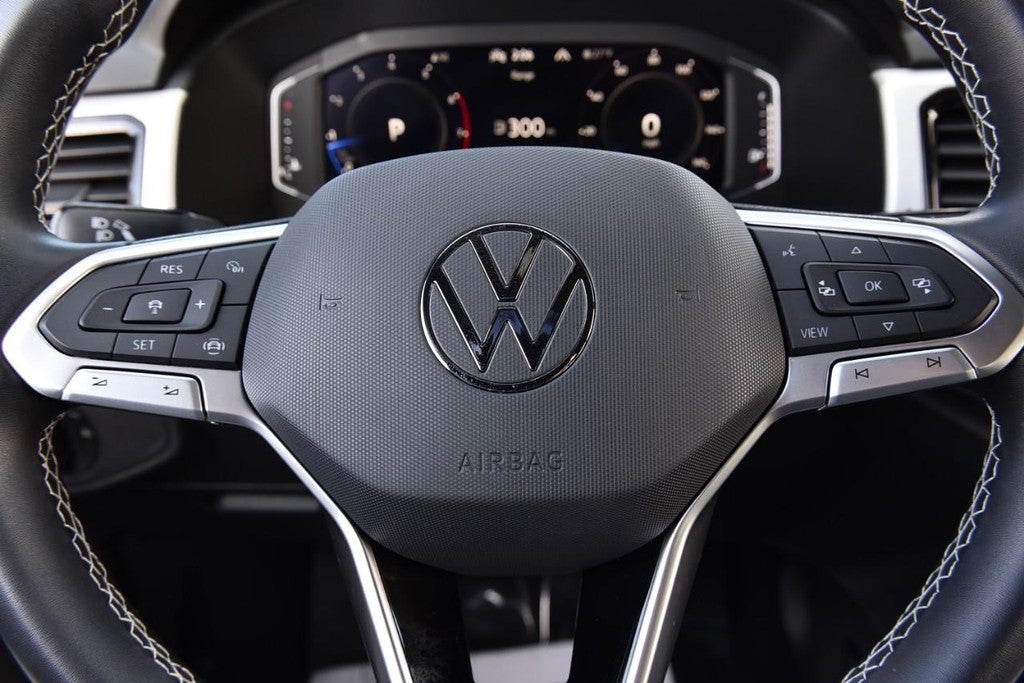 2022 Volkswagen Atlas Cross Sport 3.6L V6 SE w/Technology 4MOTION