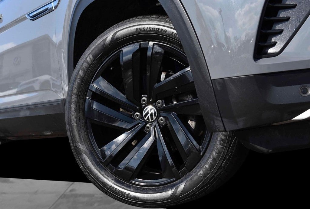 2022 Volkswagen Atlas Cross Sport 3.6L V6 SE w/Technology 4MOTION