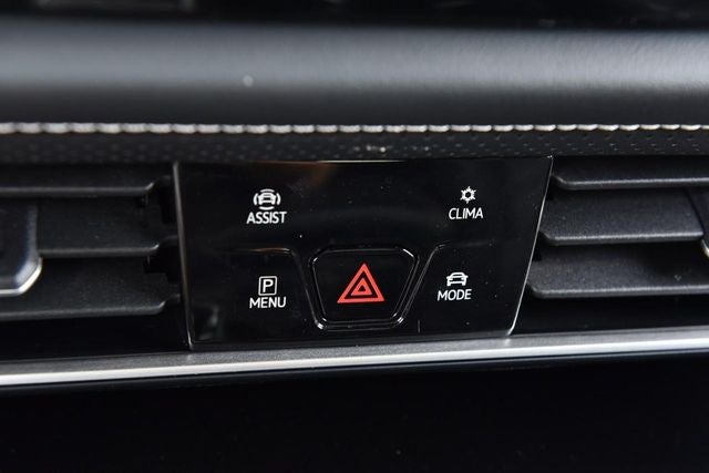 2025 Volkswagen Atlas Cross Sport 2.0T SE w/Technology 4MOTION