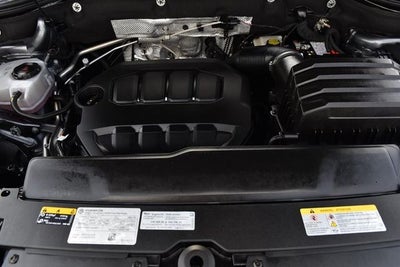 2025 Volkswagen Atlas Cross Sport 2.0T SE w/Technology 4MOTION