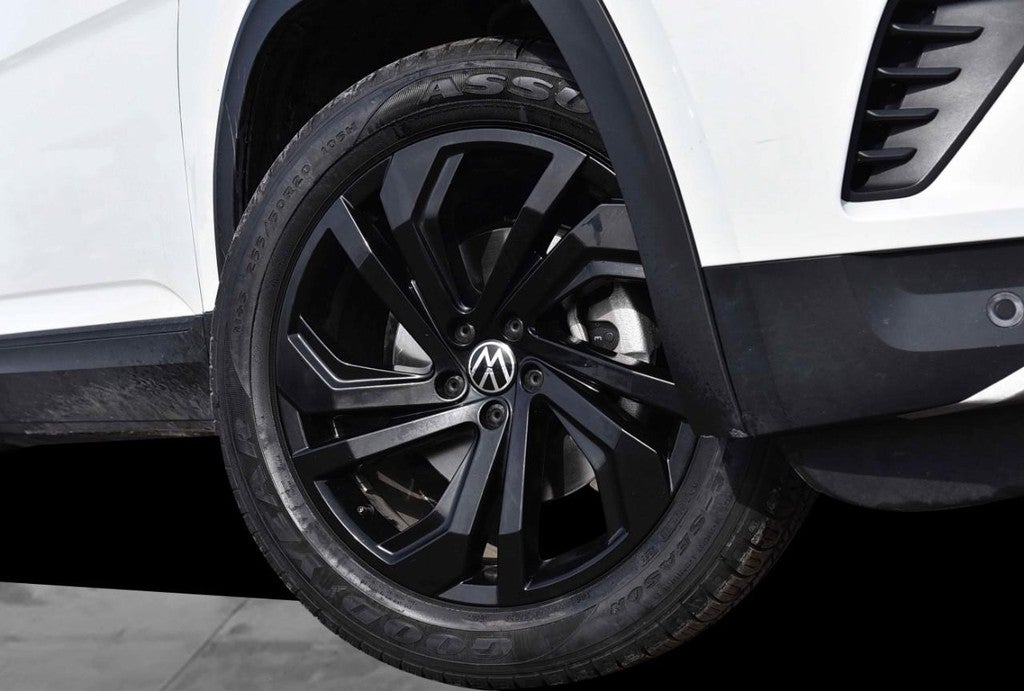 2022 Volkswagen Atlas 2.0T SE w/Technology 4MOTION