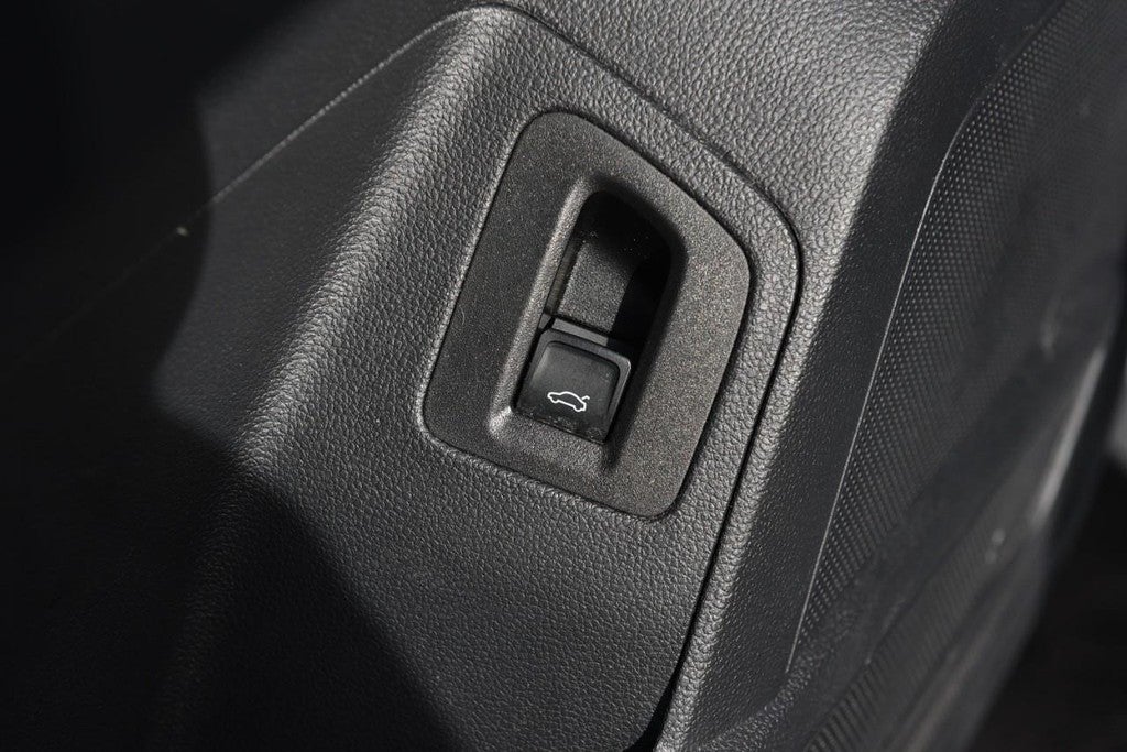 2022 Volkswagen Atlas 2.0T SE w/Technology 4MOTION