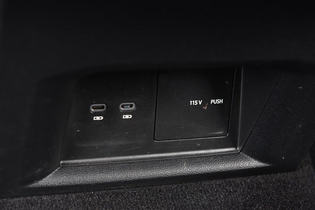 2023 Volkswagen Atlas 2.0T SE w/Technology 4MOTION