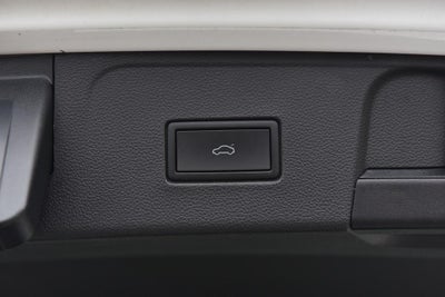 2023 Volkswagen Atlas 2.0T SE w/Technology 4MOTION