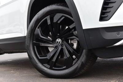 2023 Volkswagen Atlas 2.0T SE w/Technology 4MOTION
