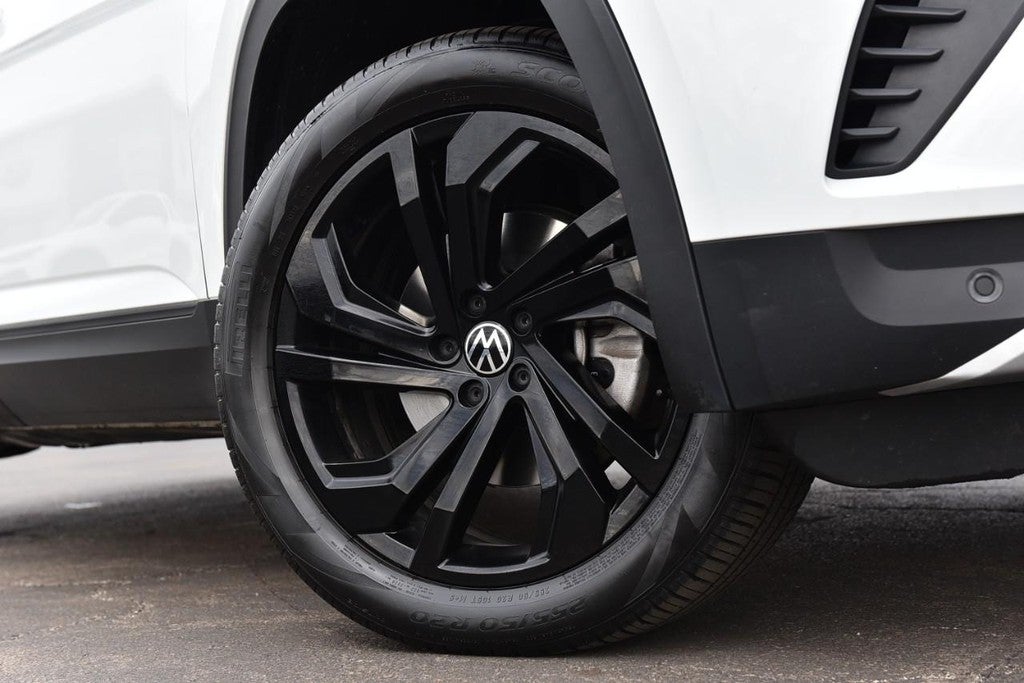 2023 Volkswagen Atlas 2.0T SE w/Technology 4MOTION