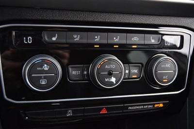 2022 Volkswagen Atlas 3.6L V6 SE w/Technology 4MOTION