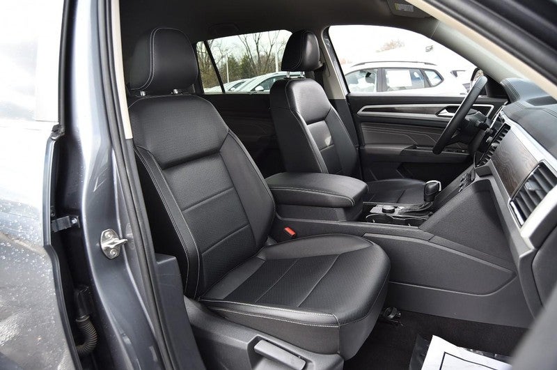 2022 Volkswagen Atlas 3.6L V6 SE w/Technology 4MOTION