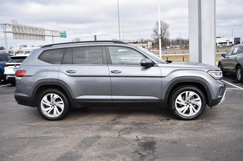 2022 Volkswagen Atlas 3.6L V6 SE w/Technology 4MOTION