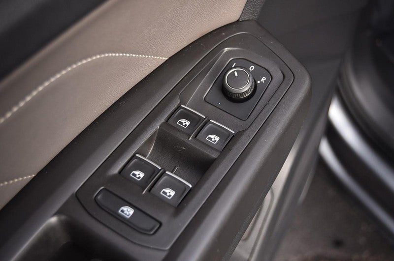 2022 Volkswagen Atlas 3.6L V6 SE w/Technology 4MOTION