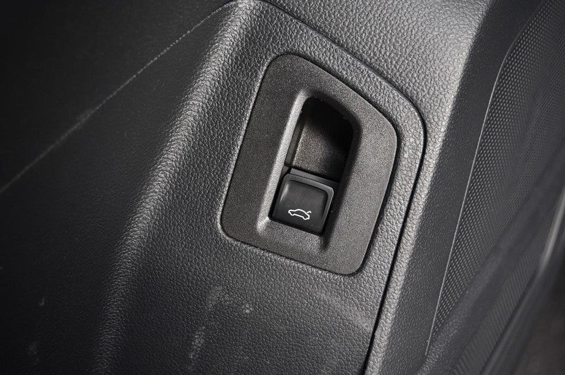 2022 Volkswagen Atlas 3.6L V6 SE w/Technology 4MOTION