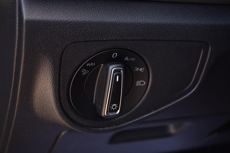 2023 Volkswagen Atlas 3.6L V6 SE w/Technology 4MOTION