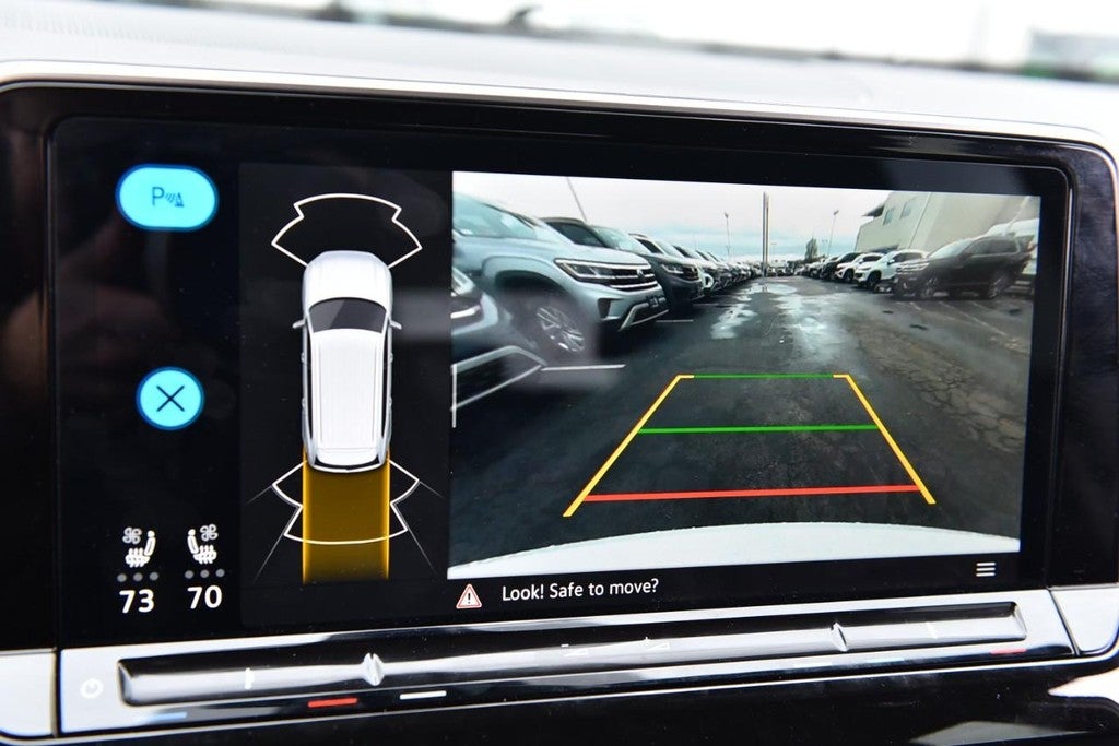 2025 Volkswagen Atlas 2.0T SE w/Technology 4MOTION