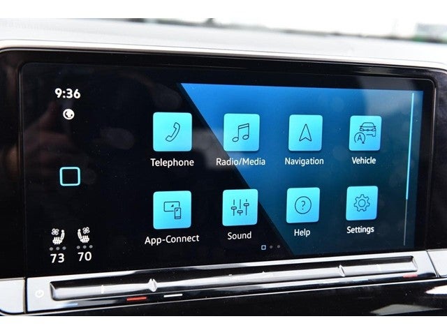 2025 Volkswagen Atlas 2.0T SE w/Technology 4MOTION