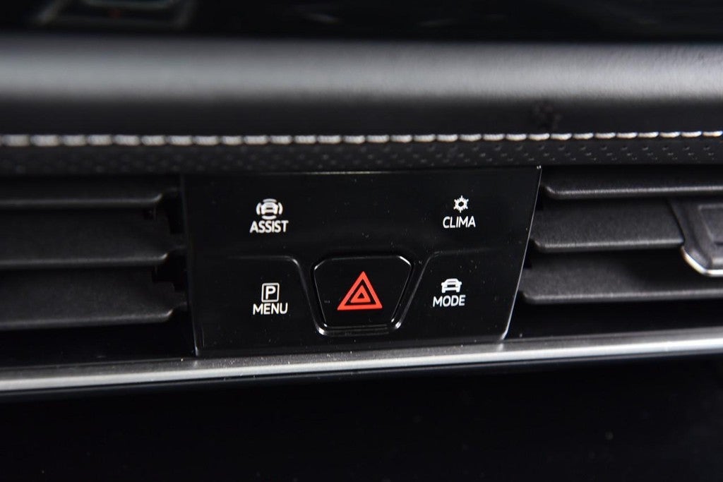 2025 Volkswagen Atlas 2.0T SE w/Technology 4MOTION