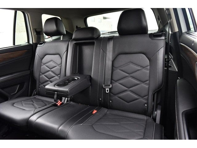 2025 Volkswagen Atlas 2.0T SE w/Technology 4MOTION