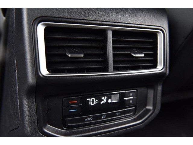 2025 Volkswagen Atlas 2.0T SE w/Technology 4MOTION