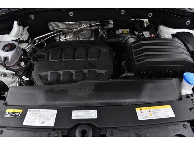 2025 Volkswagen Atlas 2.0T SE w/Technology 4MOTION