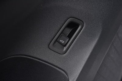 2025 Volkswagen Atlas 2.0T SE w/Technology 4MOTION