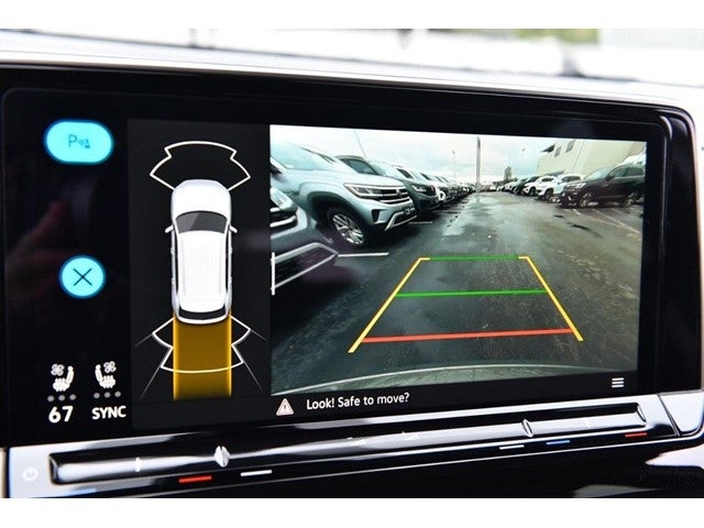 2025 Volkswagen Atlas Cross Sport 2.0T SE w/Technology