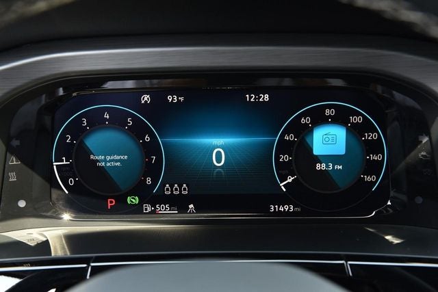 2024 Volkswagen Atlas Cross Sport 2.0T SE w/Technology