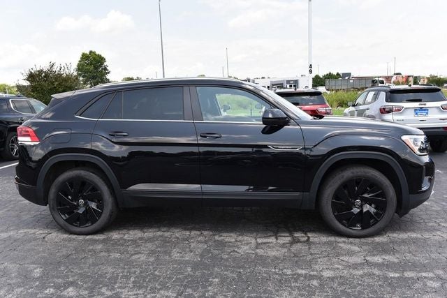 2025 Volkswagen Atlas Cross Sport 2.0T SE w/Technology