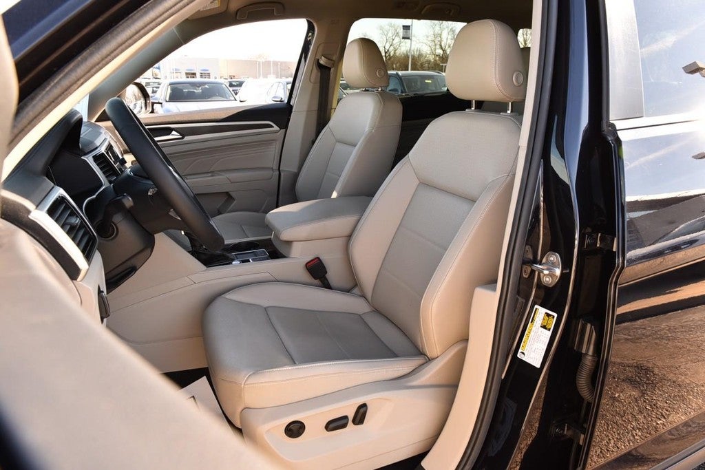 2023 Volkswagen Atlas 3.6L V6 SE w/Technology FWD