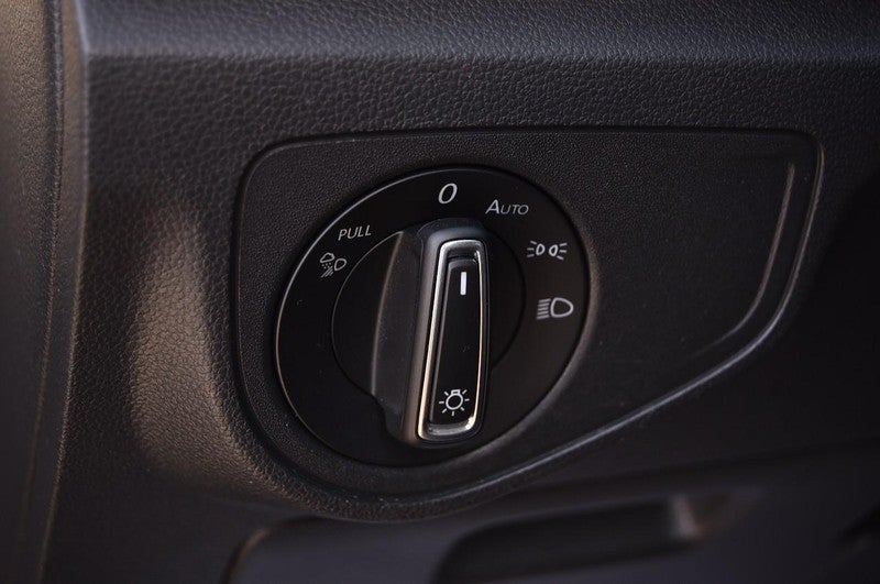 2023 Volkswagen Atlas 3.6L V6 SE w/Technology FWD