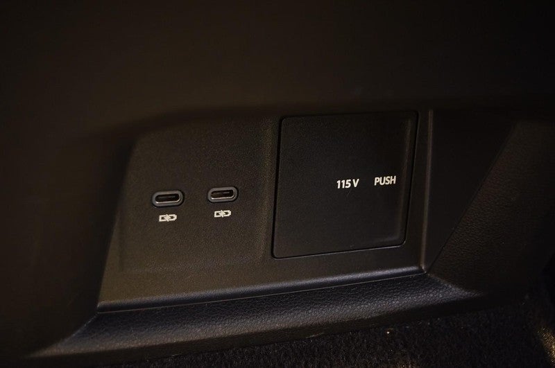 2023 Volkswagen Atlas 3.6L V6 SE w/Technology FWD