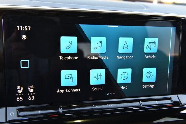 2024 Volkswagen Atlas Cross Sport 2.0T SE w/Technology