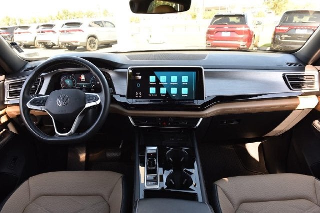 2024 Volkswagen Atlas Cross Sport 2.0T SE w/Technology