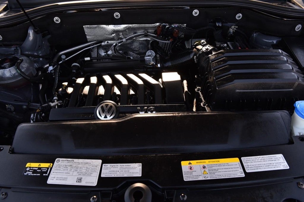 2022 Volkswagen Atlas Cross Sport 3.6L V6 SE w/Technology 4MOTION