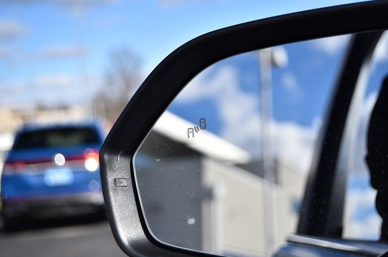 2022 Volkswagen Atlas 2.0T SE w/Technology 4MOTION