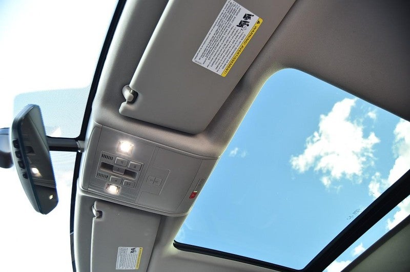 2022 Volkswagen Atlas 2.0T SE w/Technology 4MOTION