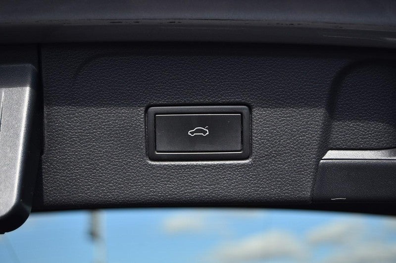 2022 Volkswagen Atlas 2.0T SE w/Technology 4MOTION