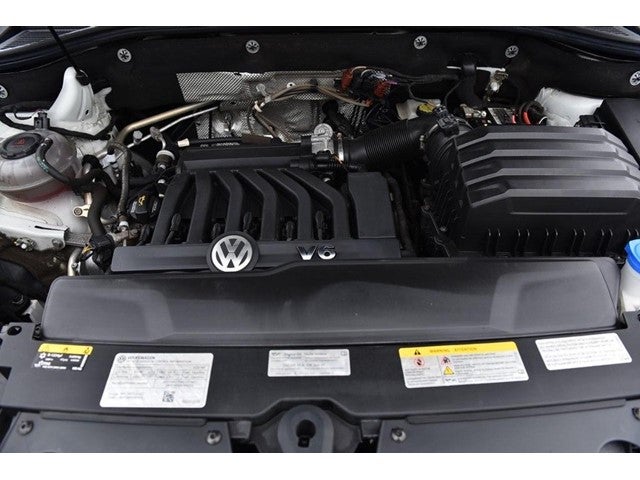 2022 Volkswagen Atlas 3.6L V6 SE w/Technology