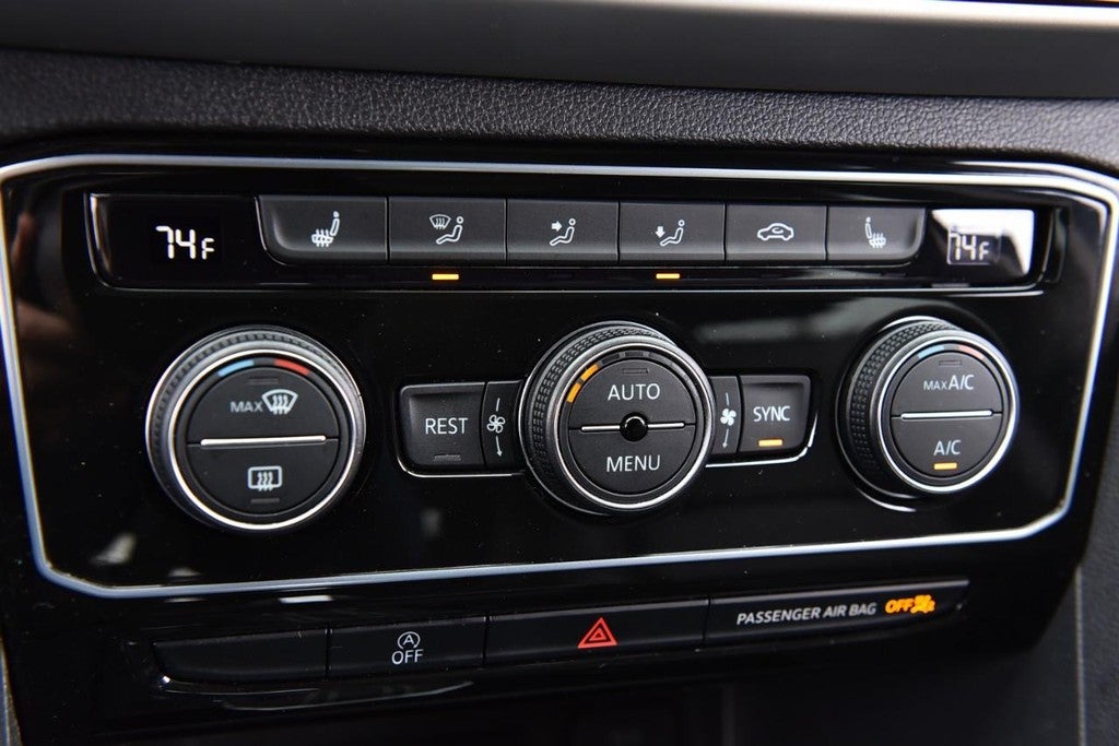 2023 Volkswagen Atlas 3.6L V6 SE w/Technology 4MOTION