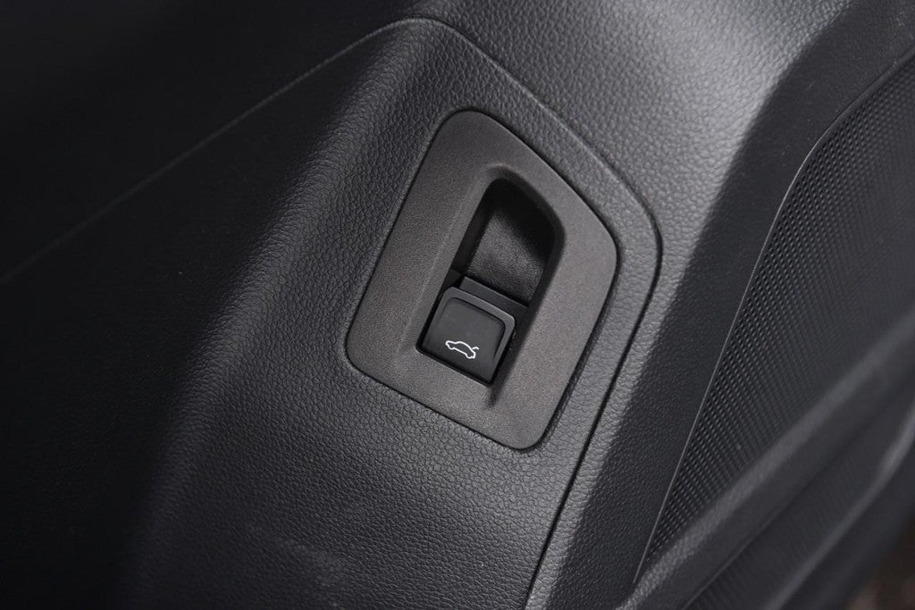 2023 Volkswagen Atlas 3.6L V6 SE w/Technology 4MOTION