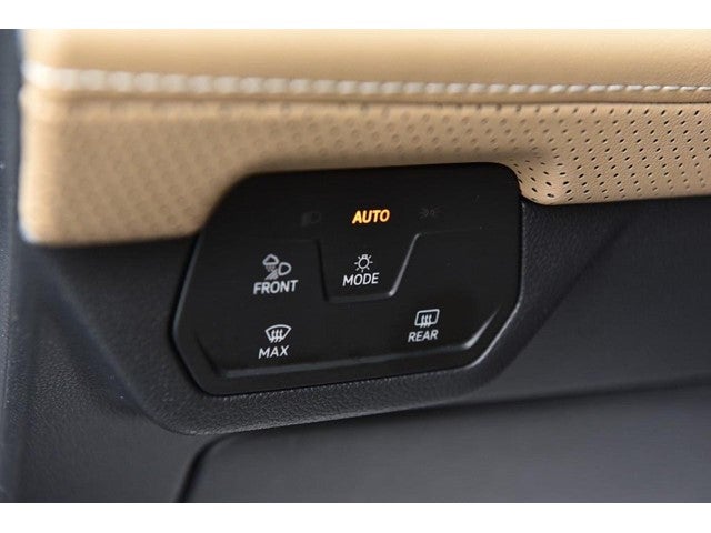 2024 Volkswagen Atlas Cross Sport 2.0T SE