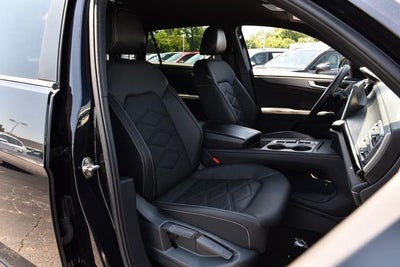 2024 Volkswagen Atlas Cross Sport 2.0T SE