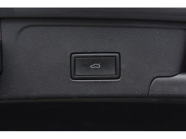 2023 Volkswagen Atlas Cross Sport 2.0T SEL R-Line Black