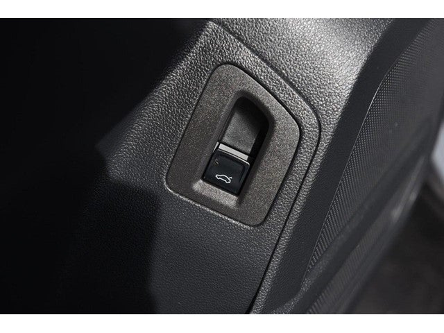 2023 Volkswagen Atlas Cross Sport 2.0T SEL R-Line Black