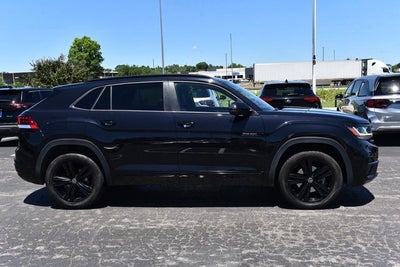 2023 Volkswagen Atlas Cross Sport 3.6L V6 SEL R-Line Black