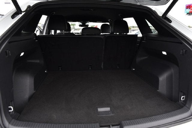 2026 Volkswagen Atlas Cross Sport SE w/Technology
