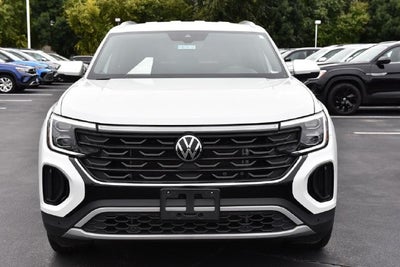 2026 Volkswagen Atlas Cross Sport SE w/Technology