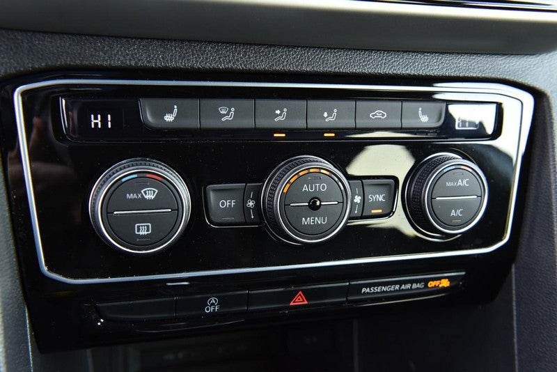 2023 Volkswagen Atlas Cross Sport 3.6L V6 SE w/Technology FWD