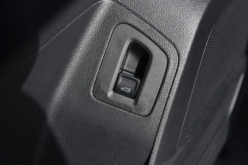 2023 Volkswagen Atlas Cross Sport 3.6L V6 SE w/Technology FWD